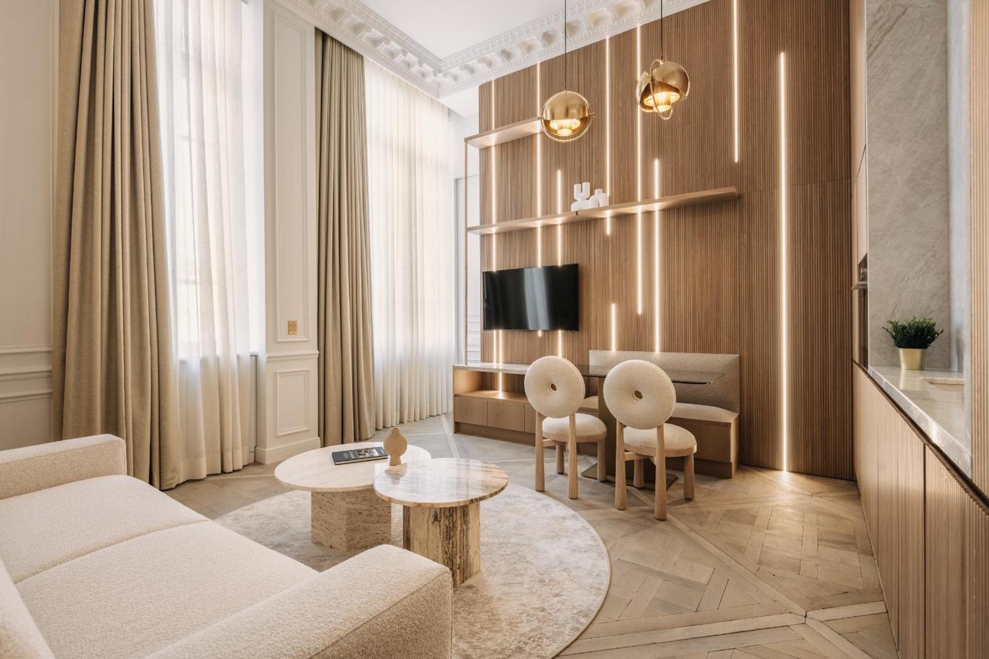 Highstay - Luxury Serviced Apartments - Louvre ปารีส ภายนอก รูปภาพ