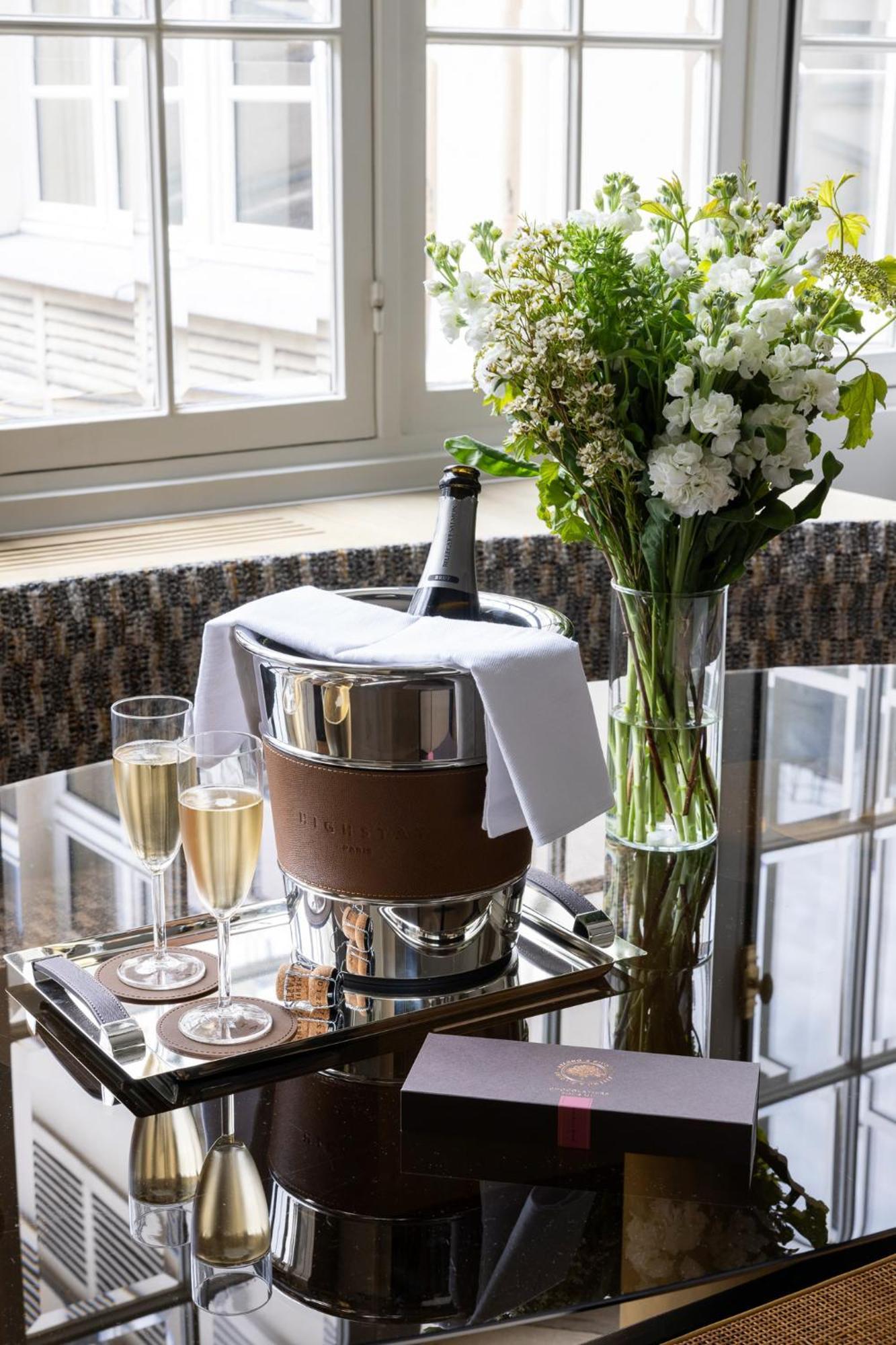 Highstay - Luxury Serviced Apartments - Louvre ปารีส ภายนอก รูปภาพ